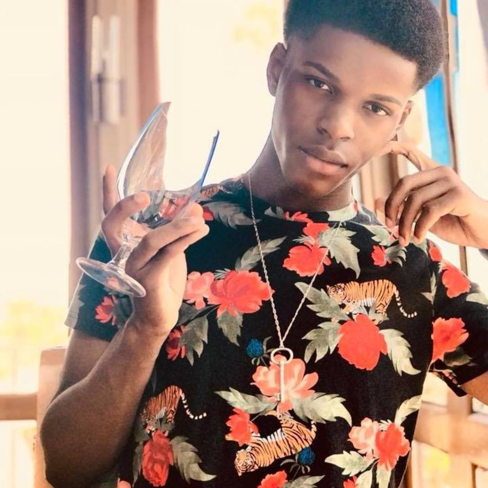 Meet your Posher, Jacari